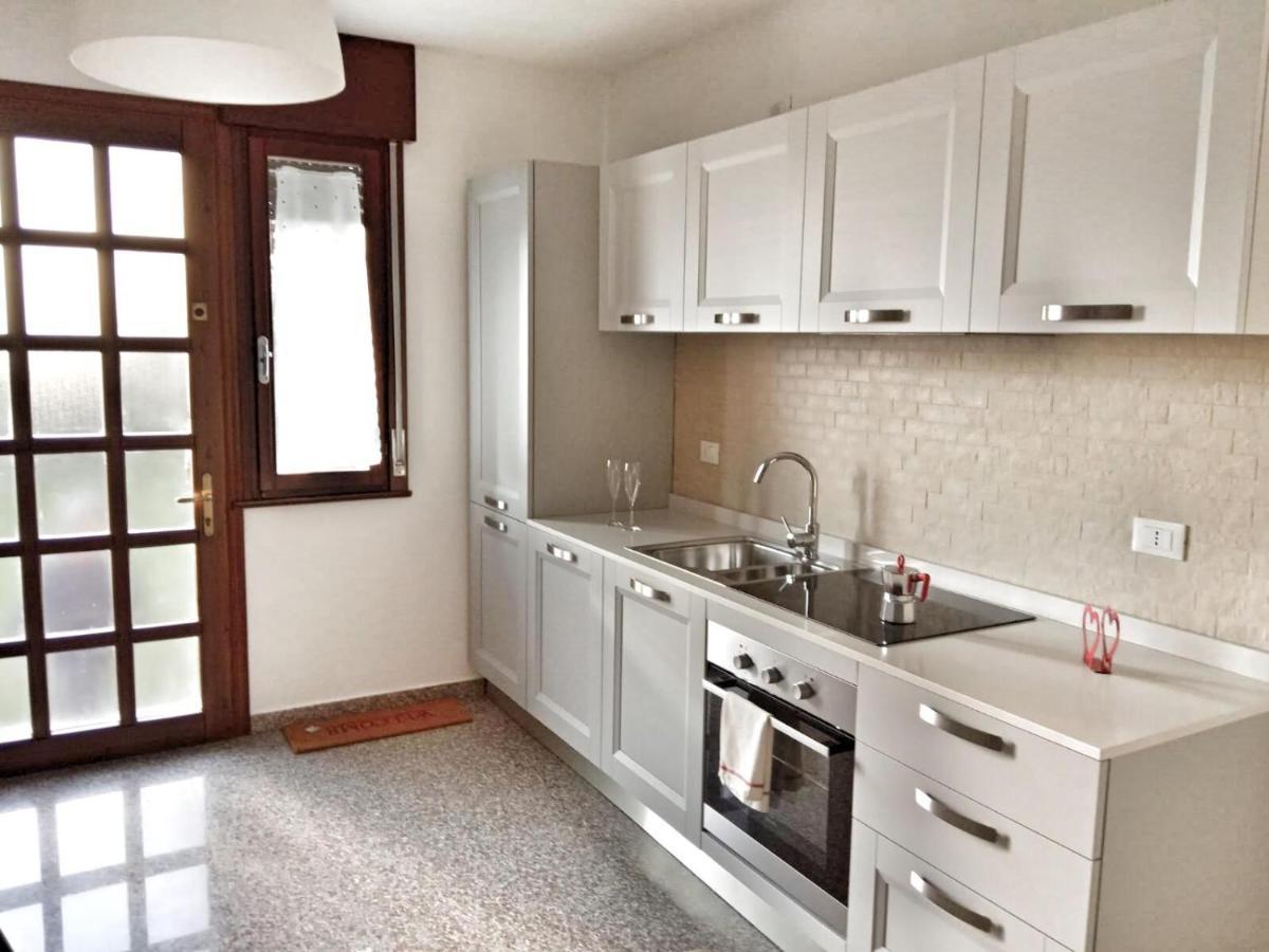 Red Tower Venice Apartment - 2 Mins From Vce Airport- Free Wifi Tessera Eksteriør bilde