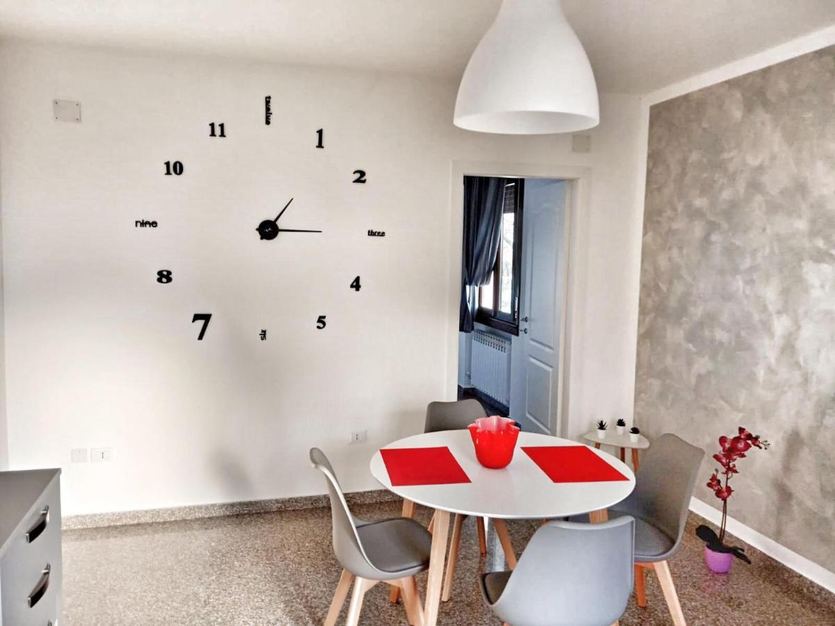 Red Tower Venice Apartment - 2 Mins From Vce Airport- Free Wifi Tessera Eksteriør bilde