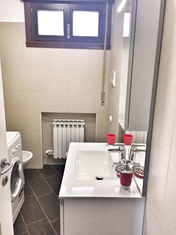 Red Tower Venice Apartment - 2 Mins From Vce Airport- Free Wifi Tessera Eksteriør bilde